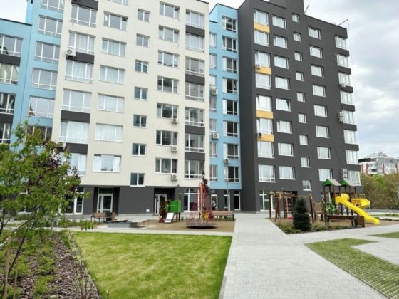 Продаж нежитлового приміщення  43,4 кв м по вул. Під Голоском Львів