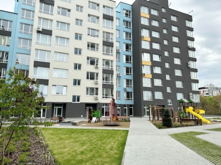 Продаж нежитлового приміщення  43,4 кв м по вул. Під Голоском - фото 1