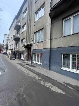 Продаж комерційної нерухомості вул Ярослава Пастернака 2 - фото 1