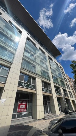 Продаж приміщення в БЦ, вул. Мечнікова з виходом на червону лінію - фото 1