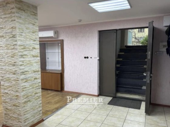 Продам фасадне приміщення 60 м з ремонтом у самому центрі Одеси Одеса