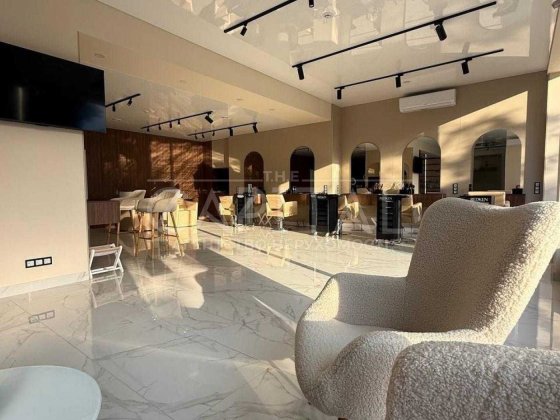 Готовий преміальний салон краси на Русанівській набережній | Під ключ Київ