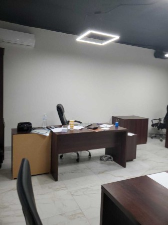 Продаж приміщення офісу площею 103м2 з орендарем - фото 1