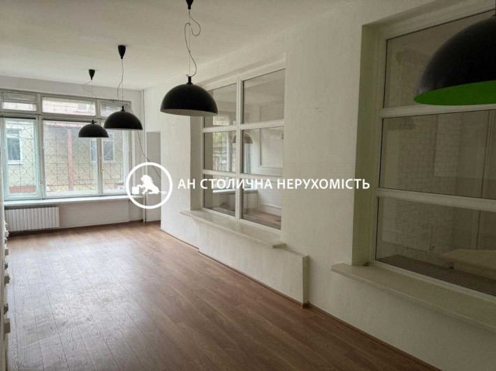 Львів. Продаж окемо стоячої будівлі 1604 кв.м.Без %. - фото 1