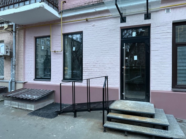 Продаж Фасад 85 м2 Поділ вул Волошська - фото 1