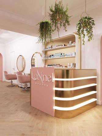 Коммерческое помещение в центре ( начат ремонт под салон красоты) - фото 1