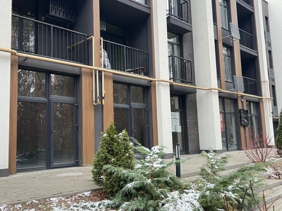 Не житлове приміщення, вул. Дніпроводська 1-а Київ