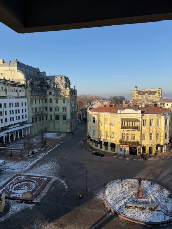 Продам офис 137м с видом на Греческую и Дерибассовскую Центр Коммерция - фото 1