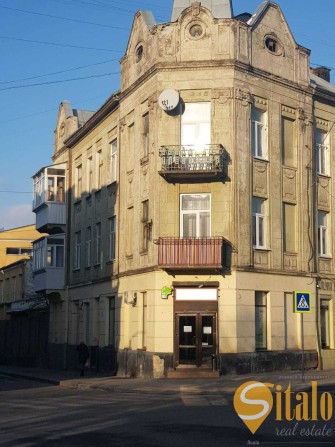 Продаж фасадного приміщення, євроремонт, вул. Богдана Хмельницького - фото 1