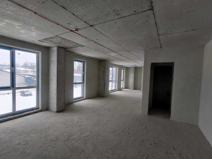 Продаж комерційного приміщення по вул.Зелена. - фото 1