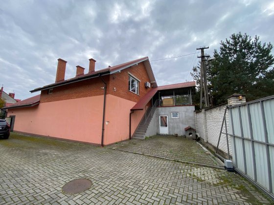 Продаж будинку комерційного призначення, склад, СТО, хостел 400 м2 Львов