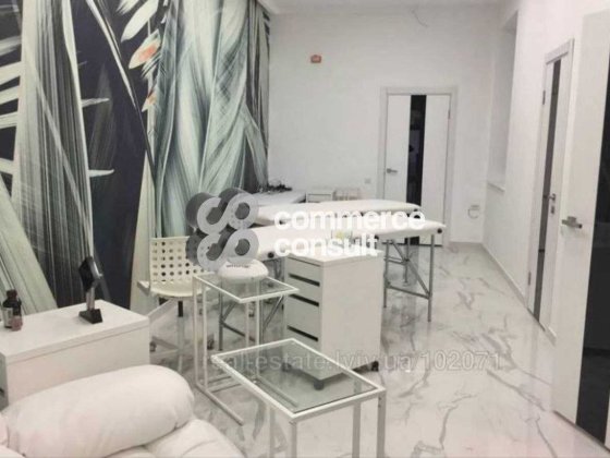 Продаж комерційного приміщення на Балабана  з ремонтом Львов