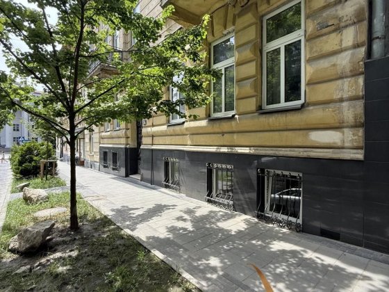 Продаж комерційного приміщення бічна Пекарської Львів