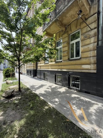 Продаж комерційного приміщення бічна Пекарської - фото 1