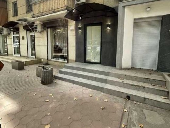 Фасадное коммерческое помещение на Сегедской Одеса