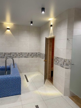 Продається приміщення на Коновальця 1 , діючий бізнес солярій , сауна. - фото 1