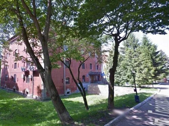 Продаж комерційне приміщення, уся 3 пов. будівля, центр міста Львів Львів