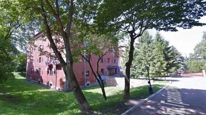 Продаж комерційне приміщення, уся 3 пов. будівля, центр міста Львів - фото 1