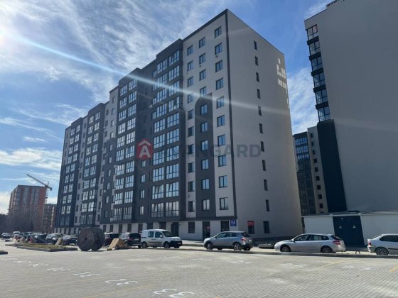 Продаж комерційного приміщення 146 м2 ЖК R2 Residence Львів