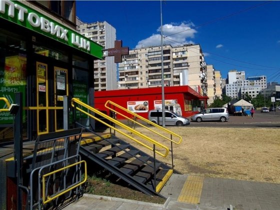 Фасад! Отличная проходимость и ИНВЕСТИЦИЯ! ПОТОК ЛЮДЕЙ! Київ