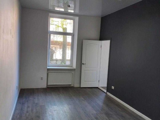 Продаж комерційного приміщення по вул. Генерала Чупринки Львів