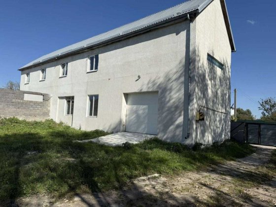 Продаж нежитлових приміщень з ремонтом, склади, вулиця Шевченка Львів