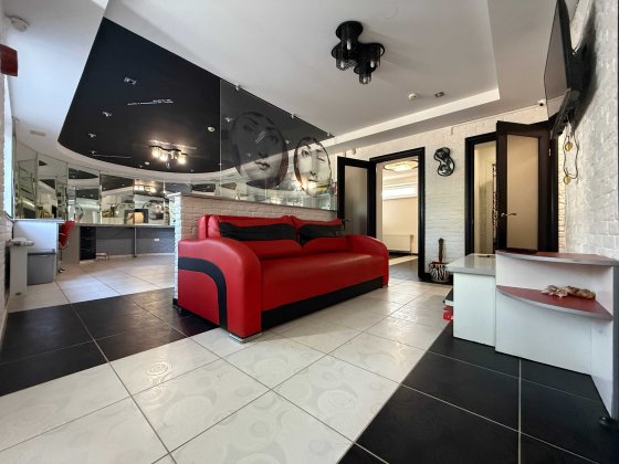 Продаж приміщення з ремонтом. вул. Пасічна, 39В. 125 000$ Львів