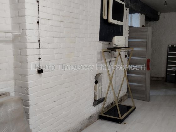 Продам помещение 97 м.кв. Куликовский спуск 7 Харків