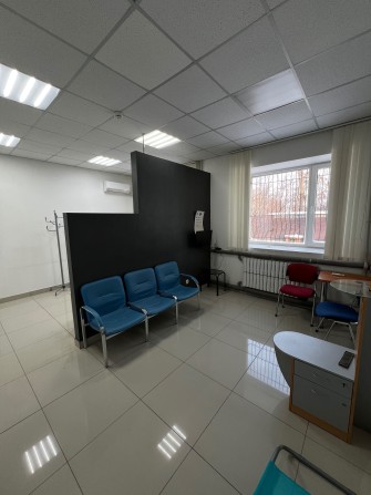 Продам помещение 220м в центре метро Пушкинская Ярослава Мудрого - фото 1