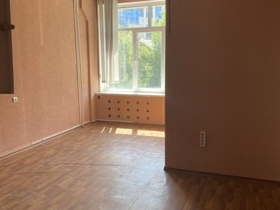 Продам офисы в Доме проектов, пр. Науки, 40. Ботанический сад Харків