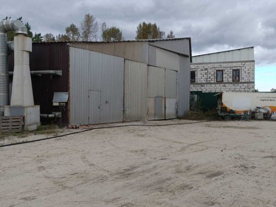 Производственная база с Участком 30 сот Киев 7км / Складские помещения Киев