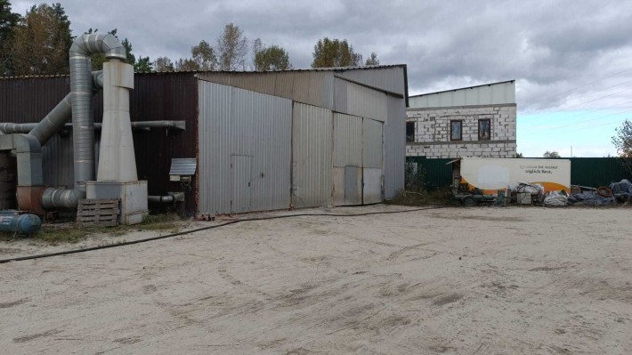 Производственная база с Участком 30 сот Киев 7км / Складские помещения - фото 1