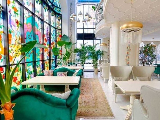 Продаж Центр Фасадне приміщення 950м2 Київ