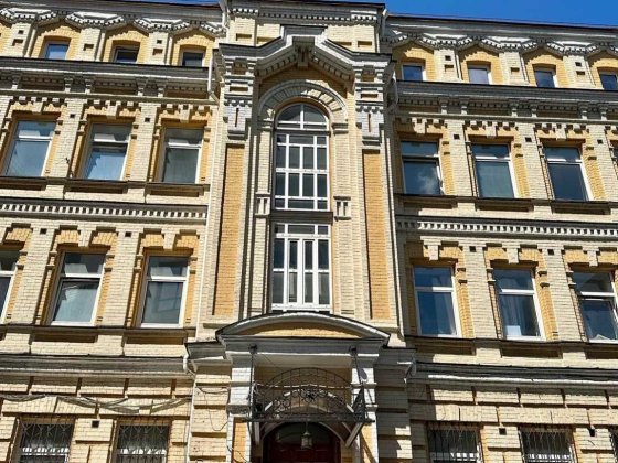 Продаж‼️будівля 1481 м2 Михайлівська 12-Б центр Майдан Незалежності 0% Киев