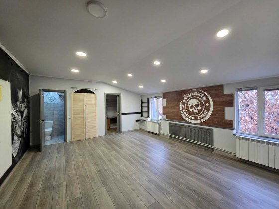 Продаж неж.приміщення окремий вхід S-45м.кв вул. Сагайдачного 35  без% Київ