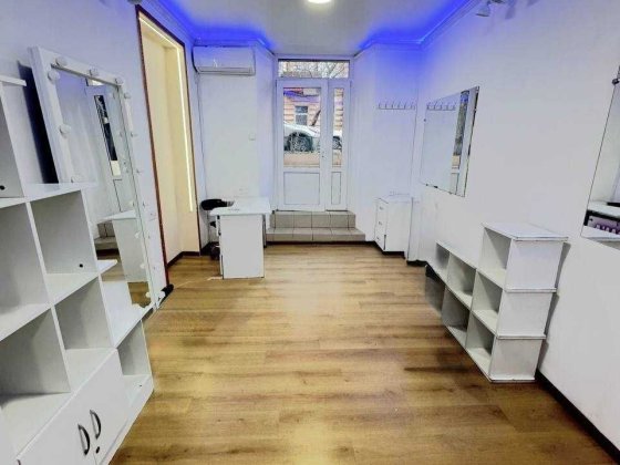 Продам комерційне приміщення в центрі — готовий салон! Одеса