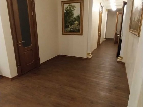 бульв. В. Гавела,16а Офис (206кв.м.) с ремонтом в Бизнес-центре Київ