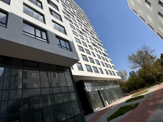 Продаж фасадного комерційного приміщення в ЖК Замарстинівська 134  А Львів