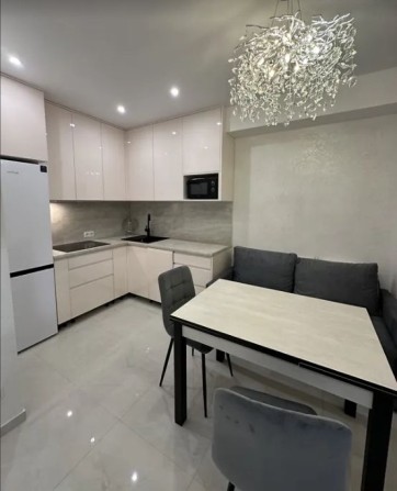 35 жемчужина Продам коммерческое помещение 43м Ремонт Мебель Техника - фото 1