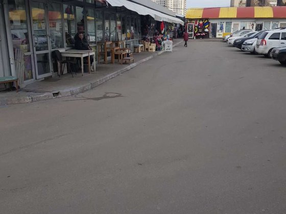 Продам кіоск у квітковому ряду на Комунальному ринку Харьков