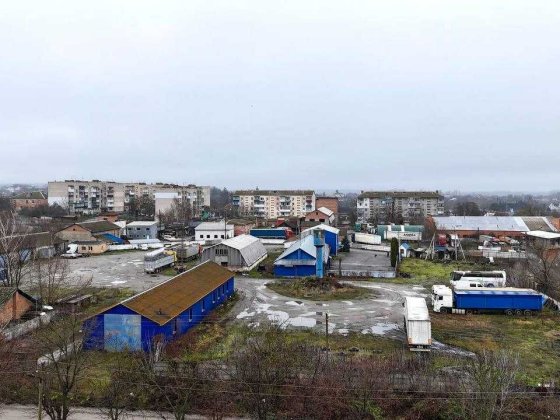 Продаж комерційного комплексу в центрі Стрижавки Стрижавка