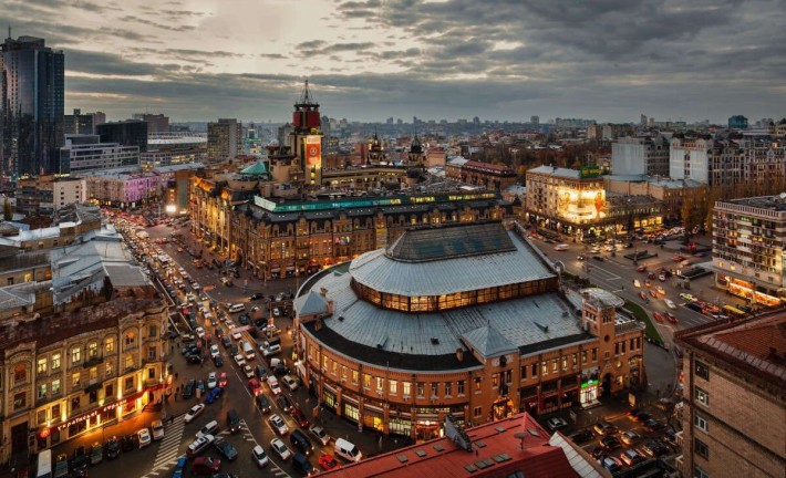 Продажа фасадного торгового помещения 190м2 в самом центре Киева - фото 1