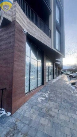 В продаже фасадное помещение на Фонтанской дороге - фото 1