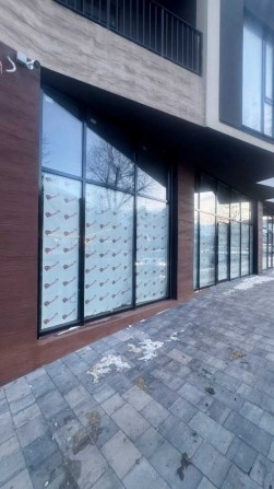 Фасадне приміщення на 7 ст. Великого Фонтану - фото 1