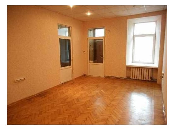 Продам фасадное помещение в центре города ул.Нежинская