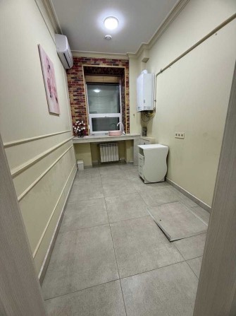 Нотаріус. Офісне преміщення. Магазин. Салон краси. Масаж. - фото 1