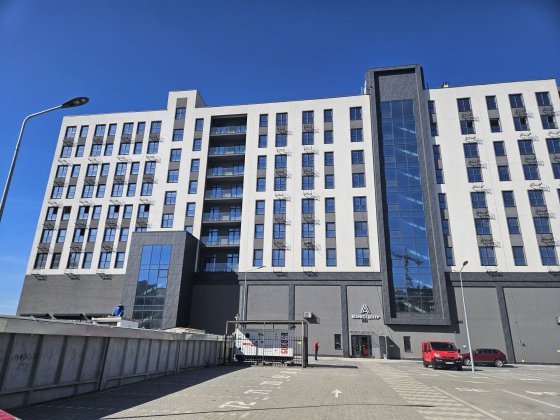 Продам або здам в оренду Офіс біля Епіцентра і Метро на Таїрова Одеса