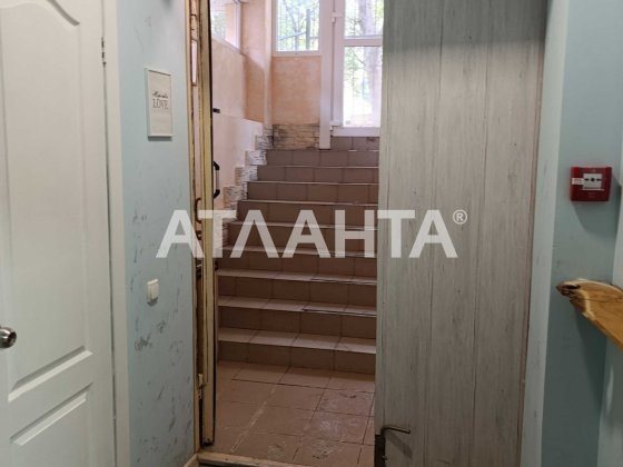 Коммерческое пом  64,3 м2  отдельный вход  фасад  газ центр рядом