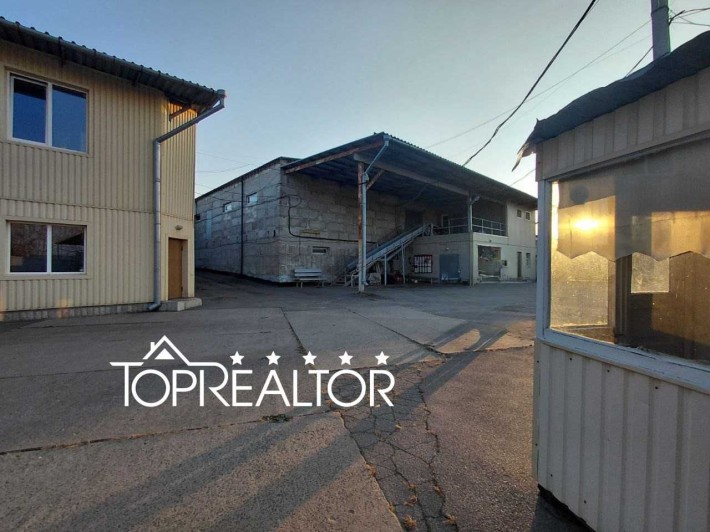 Продаж комплексу нежитлових приміщень по проспекту Г. Харкова, 259 - фото 1