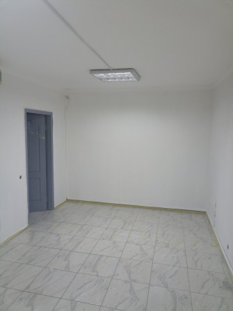 Продам фасадное помещение на ул. Заболотного, 40 - фото 1